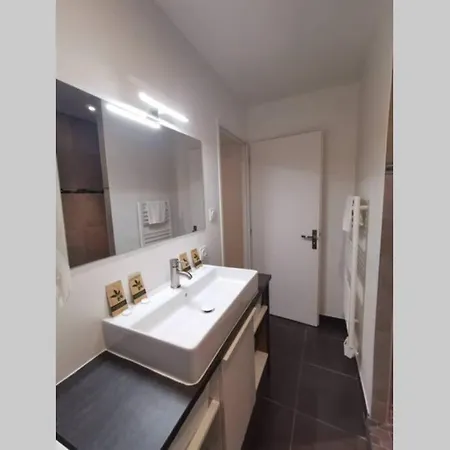 Qg Vip- Vienne 아파트